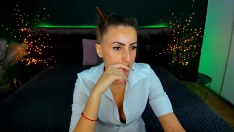 rebecca_diamonds online show from September 2025 05:34:02 AM