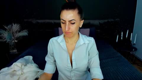 Snapshot of rebecca_diamonds chatting on February 2026 06:39:02 AM rebecca_diamonds online show from February 2026 06:39:02 AM