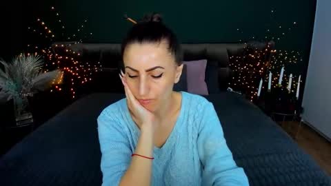 Snapshot of rebecca_diamonds chatting on February 2026 06:42:01 AM rebecca_diamonds online show from February 2026 06:42:01 AM