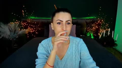 Snapshot of rebecca_diamonds chatting on March 2026 06:26:01 AM rebecca_diamonds online show from March 2026 06:26:01 AM