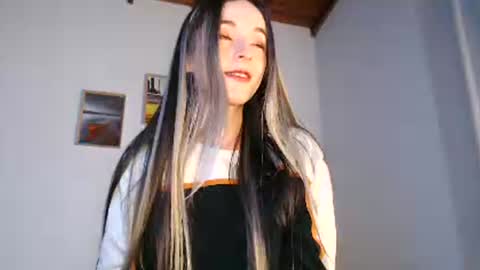 Snapshot of rebecca_johonsonn chatting on February 2026 05:22:02 PM Becca Johnsoon online show from February 2026 05:22:02 PM
