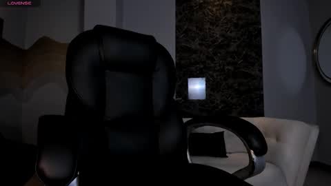 Rebe online show from January 2026 07:39:01 PM