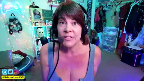 Rebecca Love online show from October 2025 10:43:02 PM