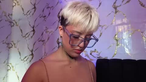 REBEKA online show from March 2026 02:33:01 PM