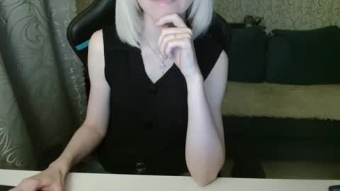 RebesaOlset online show from February 2025 03:52:01 PM