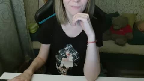 RebesaOlset online show from October 2025 04:24:02 PM