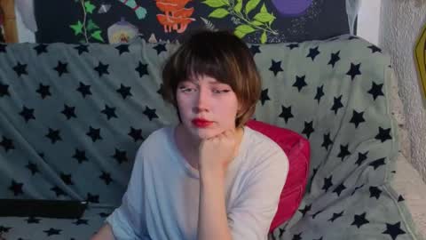 Lara online show from November 2025 11:10:02 AM