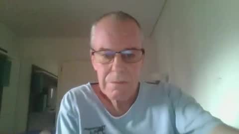 Rene online show from December 2025 08:24:02 PM