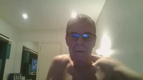 Rene online show from March 2026 12:08:01 AM