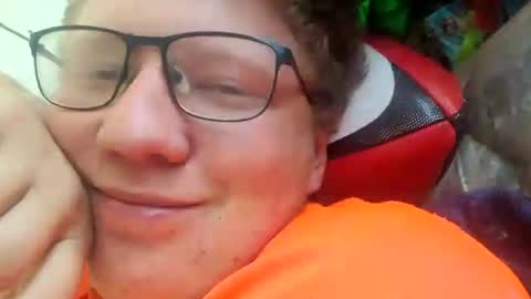 Snapshot of red454games454 chatting on December 2024 02:30:02 AM zsax horny online show from December 2024 02:30:02 AM