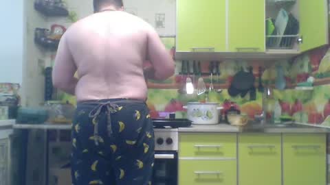 red_bearddd online show from May 2026 12:35:01 PM