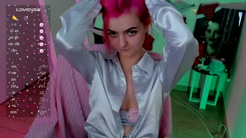 Bestie online show from January 2025 04:39:02 PM