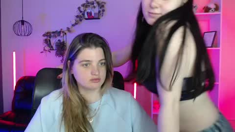 Snapshot of red_melissa chatting on May 2026 08:06:01 PM red_melissa online show from May 2026 08:06:01 PM