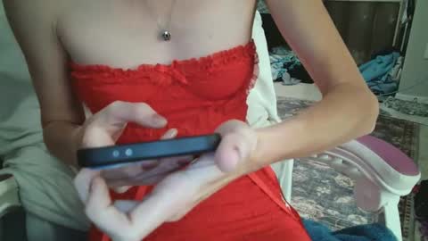 Red online show from October 2025 05:43:01 PM