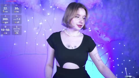 Snapshot of red_queeen chatting on February 2025 05:50:01 PM QUEEN OF EVIL online show from February 2025 05:50:01 PM