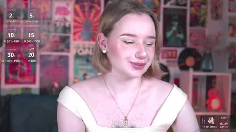 Snapshot of red_queeen chatting on February 2025 08:27:02 AM QUEEN OF EVIL online show from February 2025 08:27:02 AM