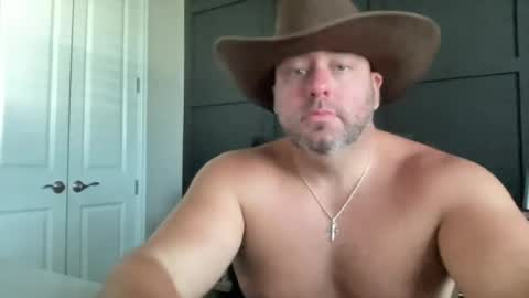 Snapshot of redbull1414 chatting on July 2026 02:32:01 PM RedBull online show from July 2026 02:32:01 PM