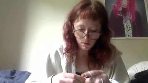 redcassie666 online show from April 2026 10:31:01 AM