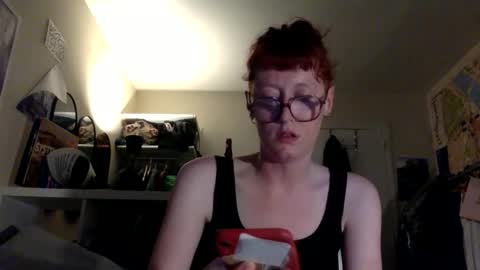 redcassie666 online show from May 2026 07:11:02 PM