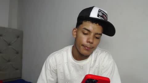 Snapshot of redcol_ chatting on January 2026 01:05:02 PM redcol_ online show from January 2026 01:05:02 PM