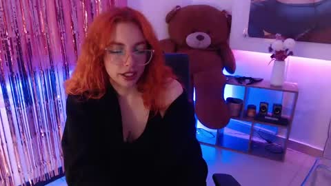 Snapshot of redgirrl_77 chatting on May 2026 11:31:02 AM Mere online show from May 2026 11:31:02 AM