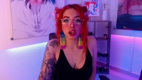Snapshot of redgirrl_77 chatting on June 2026 12:00:02 PM Mere online show from June 2026 12:00:02 PM