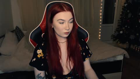 Snapshot of redhaired_kitty chatting on December 2024 11:13:02 PM Lina online show from December 2024 11:13:02 PM