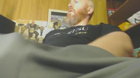 theredhead4fun online show from January 2025 04:36:01 PM