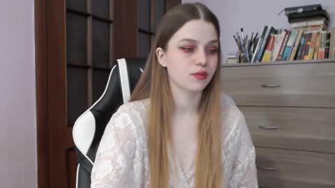 Lily online show from December 2024 02:45:02 AM