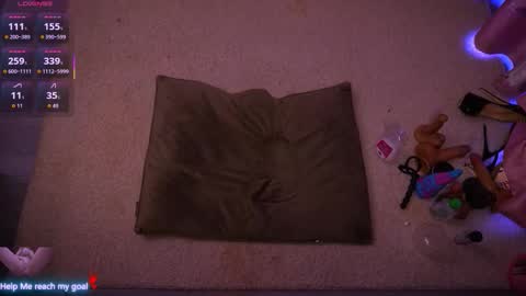 Redhead Shark online show from March 2026 01:14:02 PM