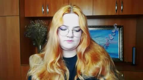Rina online show from May 2026 06:08:01 AM