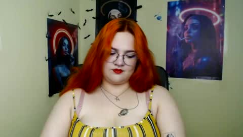 Snapshot of redhotqueen1 chatting on July 2026 06:21:01 PM Rina online show from July 2026 06:21:01 PM