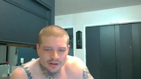 Snapshot of redinthebed chatting on April 2026 05:43:02 PM InkedGinger online show from April 2026 05:43:02 PM