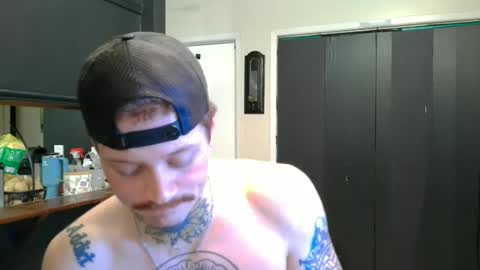 Snapshot of redinthebed chatting on May 2026 04:19:02 AM InkedGinger online show from May 2026 04:19:02 AM