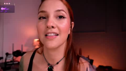 Snapshot of redjasmine_ chatting on May 2026 12:04:01 AM Red Jasmine online show from May 2026 12:04:01 AM