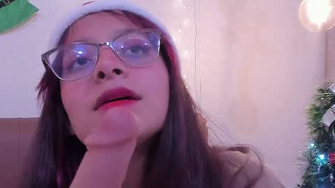 Meloddy online show from December 2024 08:10:02 PM