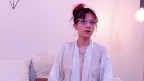 Meloddy online show from January 2025 10:39:01 PM