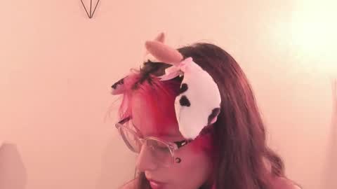 Meloddy online show from March 2025 10:19:02 PM