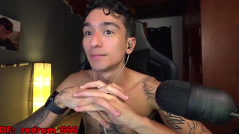 Snapshot of redrum_696 chatting on January 2025 09:30:02 PM Red online show from January 2025 09:30:02 PM