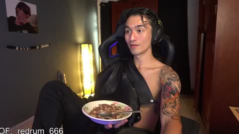 Snapshot of redrum_696 chatting on January 2025 06:14:01 PM Red online show from January 2025 06:14:01 PM