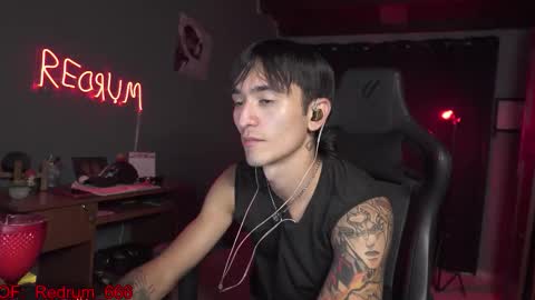 Snapshot of redrum_696 chatting on October 2025 02:26:02 AM Red online show from October 2025 02:26:02 AM