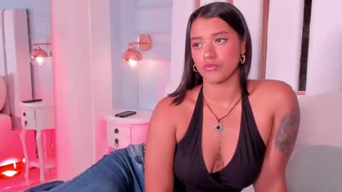 Snapshot of regina_noctixx chatting on June 2026 07:11:02 AM Regina online show from June 2026 07:11:02 AM
