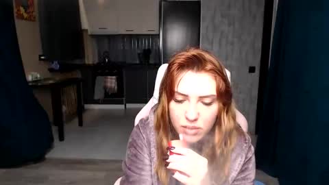 Snapshot of reginasmilee chatting on October 2025 11:27:01 PM Regina online show from October 2025 11:27:01 PM