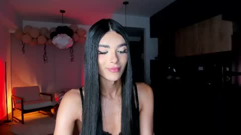 Snapshot of reichel_gray chatting on June 2026 04:34:01 AM REICHEL online show from June 2026 04:34:01 AM