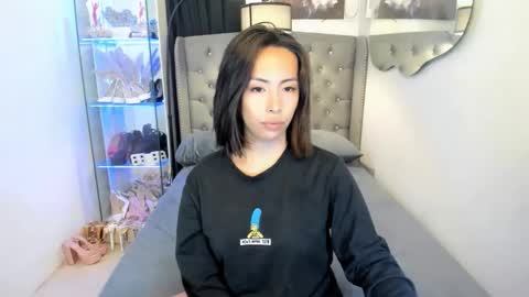 reighnempress online show from February 2026 01:24:02 AM