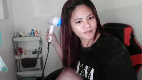 Snapshot of reign2525 chatting on October 2025 11:19:01 AM reign2525 online show from October 2025 11:19:01 AM