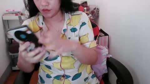 reign2525 online show from November 2025 05:28:02 AM