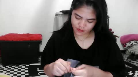 reign2525 online show from February 2026 09:30:02 PM