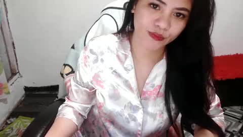 Snapshot of reign2525 chatting on March 2026 02:56:02 PM reign2525 online show from March 2026 02:56:02 PM
