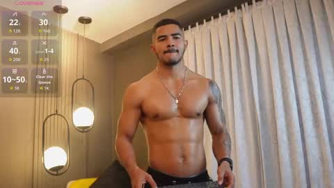 Snapshot of reik_von chatting on April 2026 12:22:02 PM Reik online show from April 2026 12:22:02 PM